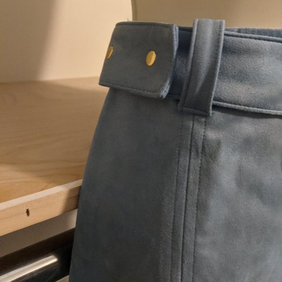 H&M Baby Blue Faux Suede Skirt with Snap Belt - Picture 3 of 5